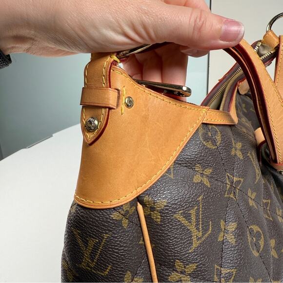 Louis Vuitton Monogram Étoile City Shoulder Bag – 2008 Collection - Picture 15 of 16